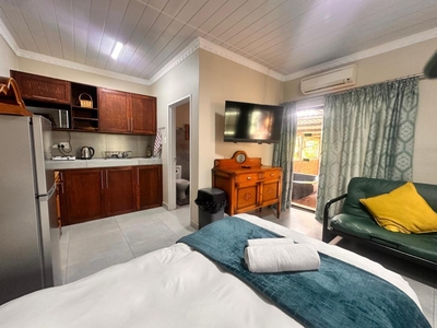 Two-Bedroom Cottage Bluegums with Hot Tub