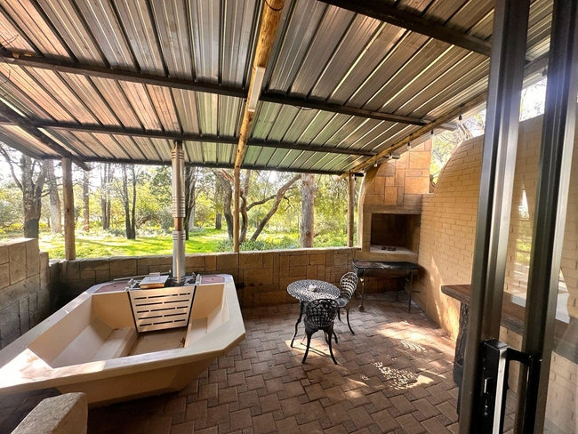 Standard Cottage Saffron