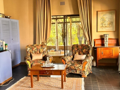 Standard Cottage Saffron