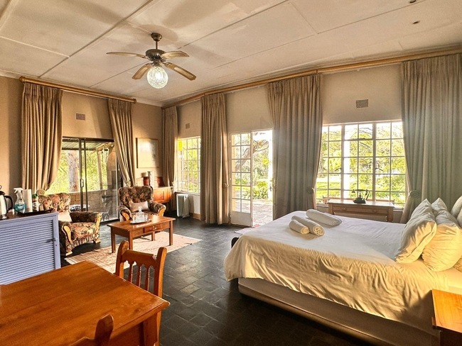 Standard Cottage Saffron