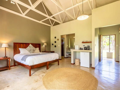 Deluxe King/Twin Room