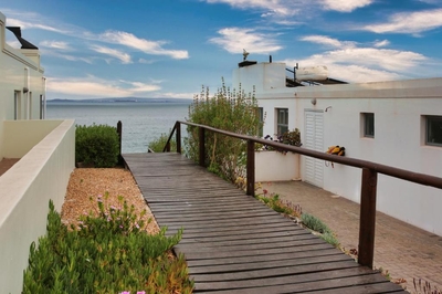 Exclusive Use Holiday Apartment