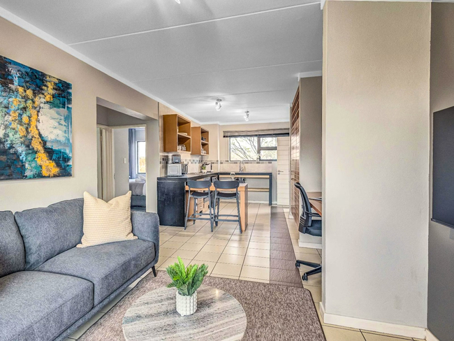 Beverley Accommodation at Hayloft Hideaway Dainfern Paddocks