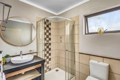 Exclusive Use Holiday Apartment