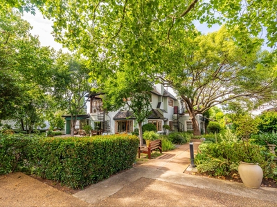 Hedge House