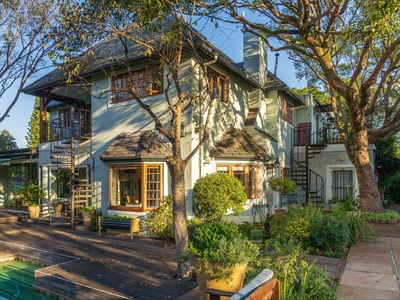 Hedge House