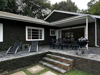 Henley River Lodge