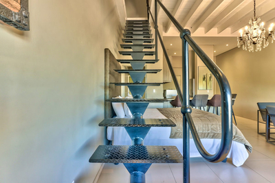 106 Studio Loft Apartment