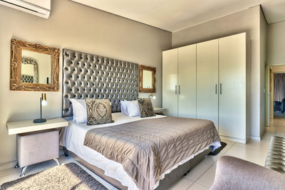 113 Three-Bedroom Apartment