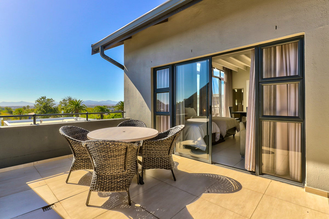 Exclusive Use Holiday Apartment