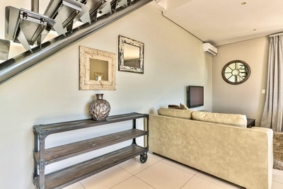 101 On Heritage Square