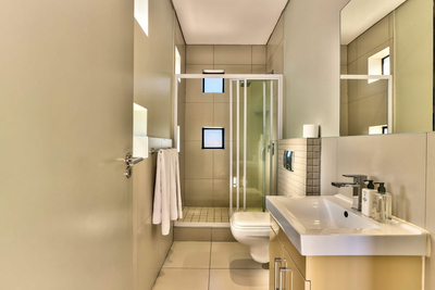 101 On Heritage Square