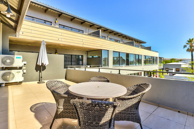 104 On Heritage Square