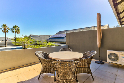 104 On Heritage Square