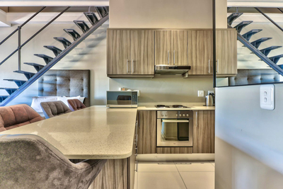 106 On Heritage Square