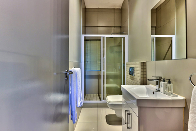 106 On Heritage Square