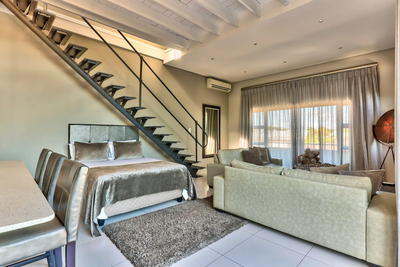 107 On Heritage Square