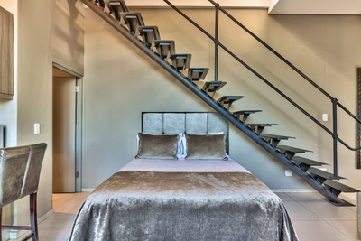 107 On Heritage Square