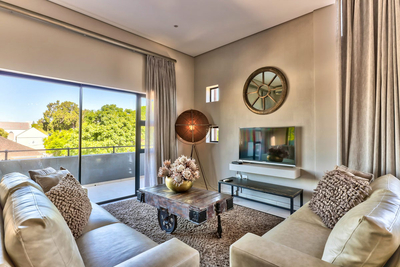 107 On Heritage Square