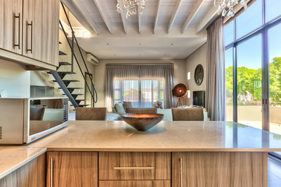 107 On Heritage Square