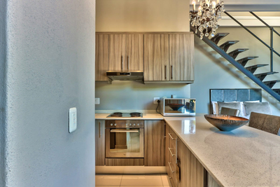 107 On Heritage Square