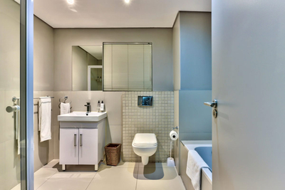 108 On Heritage Square