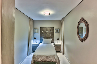 108 On Heritage Square