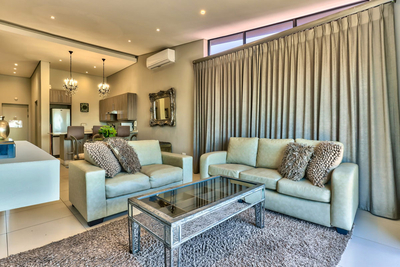 112 On Heritage Square