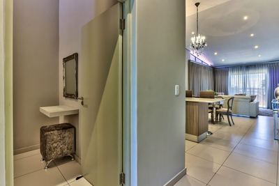 112 On Heritage Square