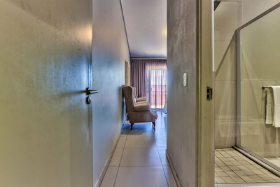 112 On Heritage Square