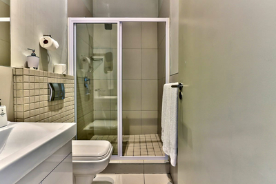 112 On Heritage Square