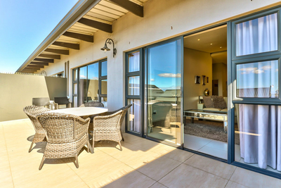 112 On Heritage Square