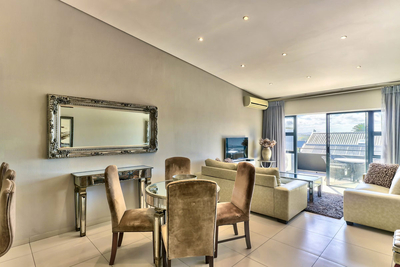 113 On Heritage Square