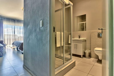 113 On Heritage Square