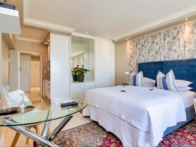 Seafront Suite