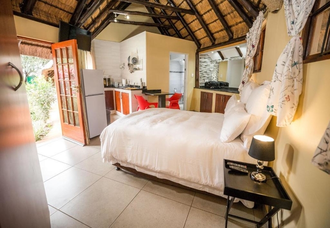 Deluxe Self catering room