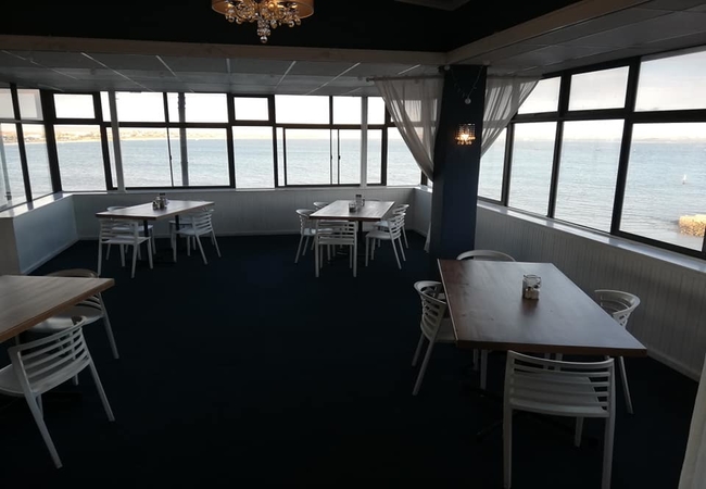 Restaurant on 3rd floor