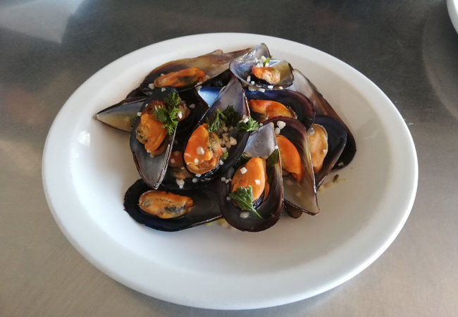 West Coast Mussels starter