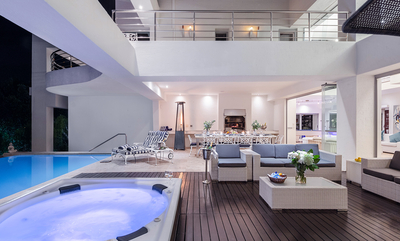 Hollywood Mansion