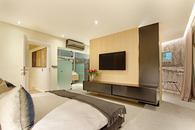 Executive Suite