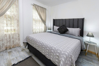 Hooggety at Herolds Bay