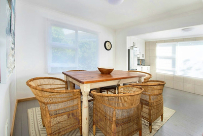 Bo Kant - Three-Bedroom Apartment