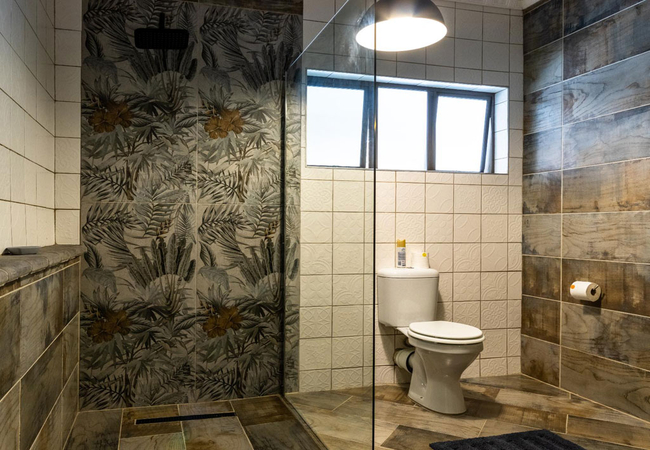 Hornbill Family Suite 4