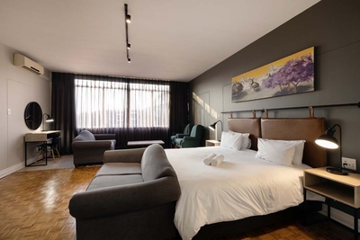 Bachelor Room