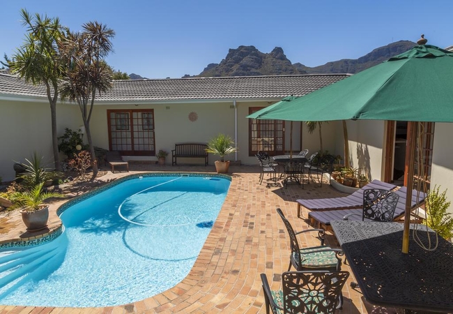 Hout Bay Lodge