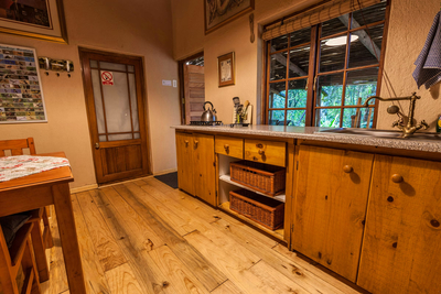 Inyoka Cabin
