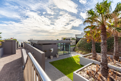 Exclusive Use Holiday Apartment