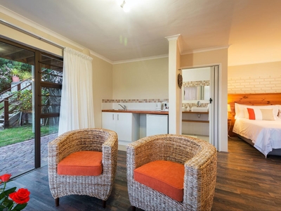 Honeymoon Suite - Sunbird Suite