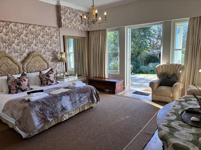 Luxury Royal Suite with valley view