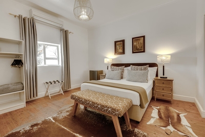 Lodge Room 07